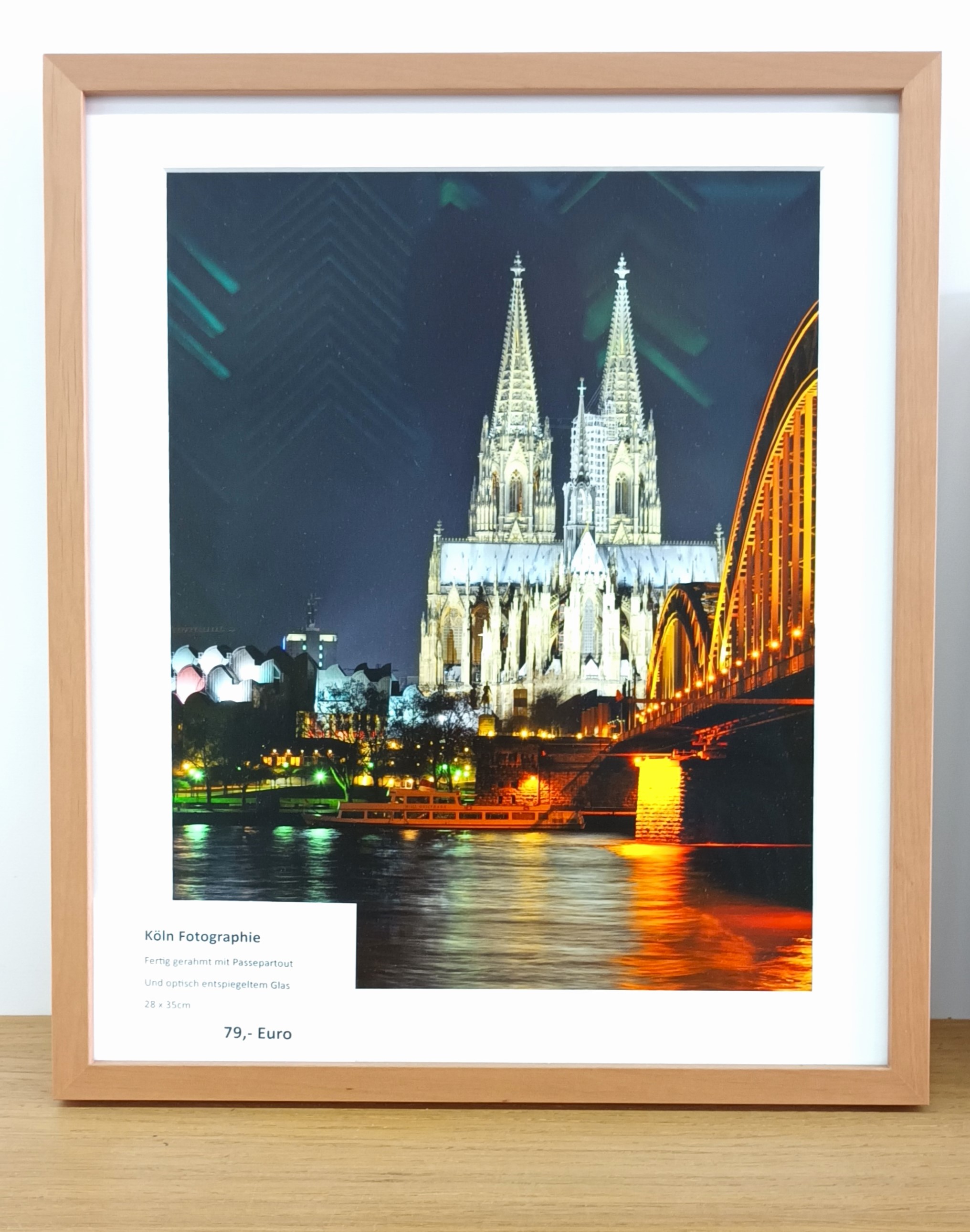 Köln Fotographie fertig gerahmt mit Passepartout und optisch entspiegeltem Glas