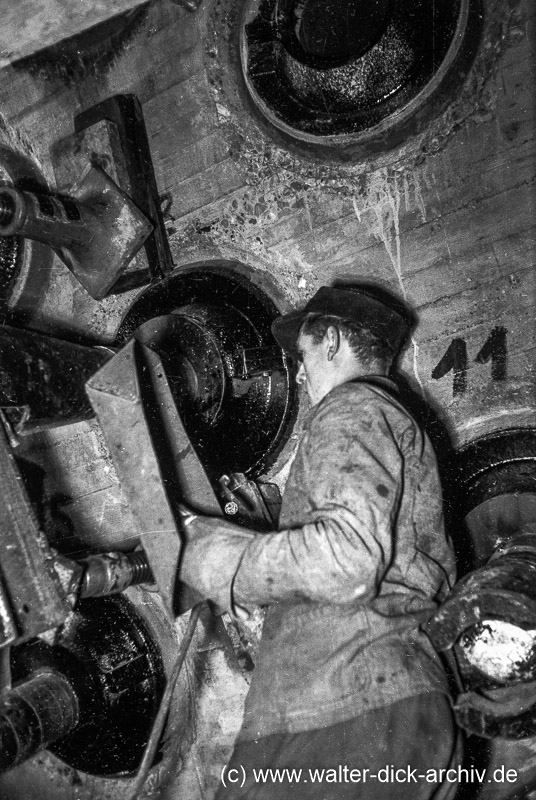 WDA473-03 Bau der Mülheimer Brücke 1949