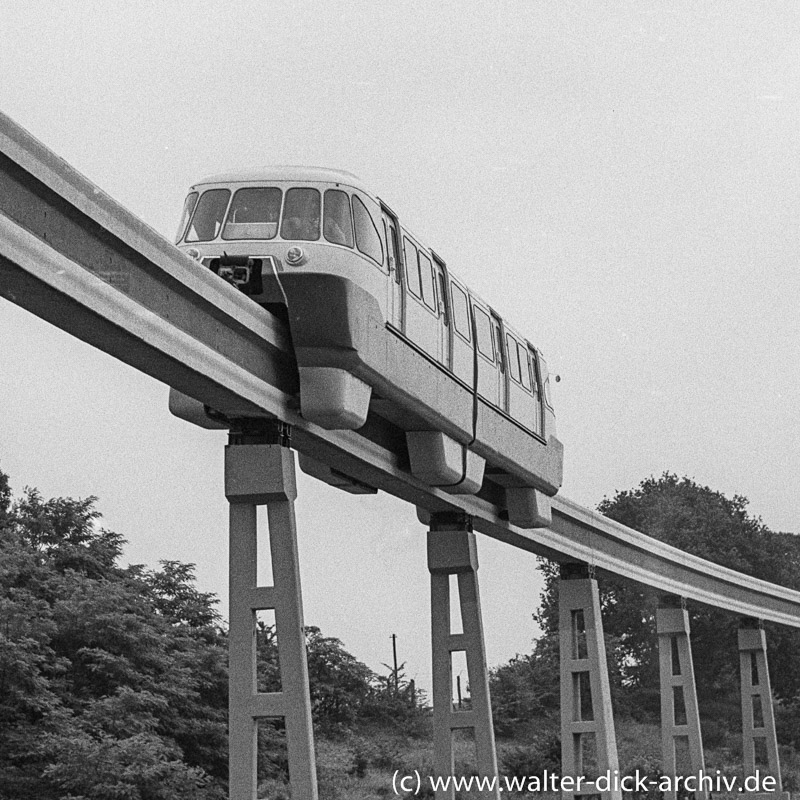 ALWEG-Bahn-Versuchszug Maßstab 1:1 1957