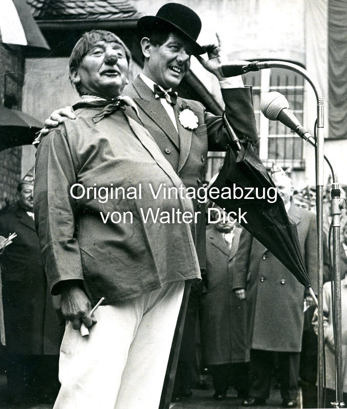 Straßenkarneval 1952 in Köln Weiberfastnacht