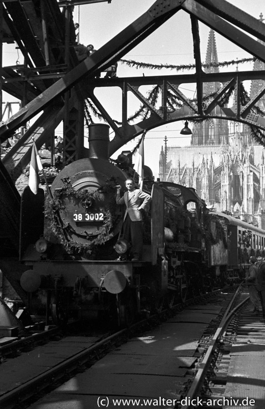 Eröffnung der Hohenzollernbrücke