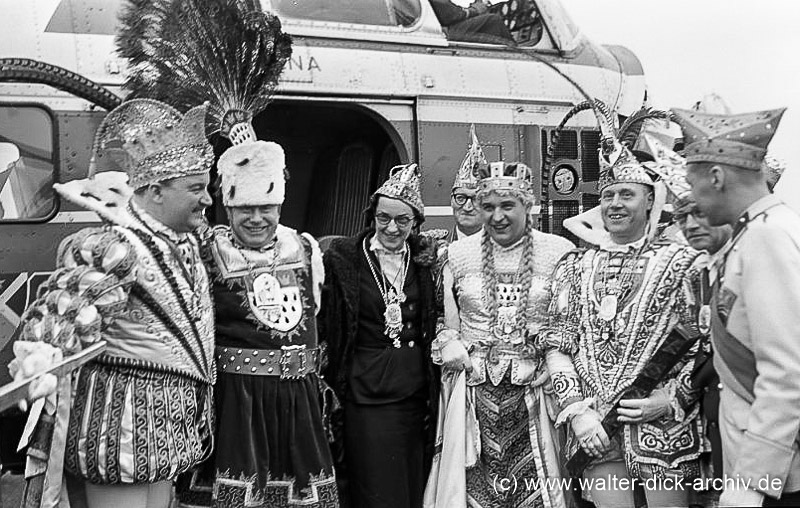 Das Dreigestirn auf dem Heliport 1954