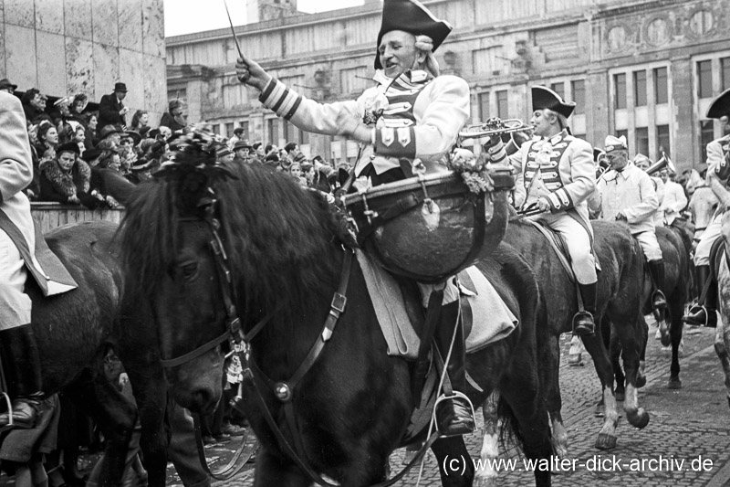 Berittene Kapelle im Rosenmontagszug 1951