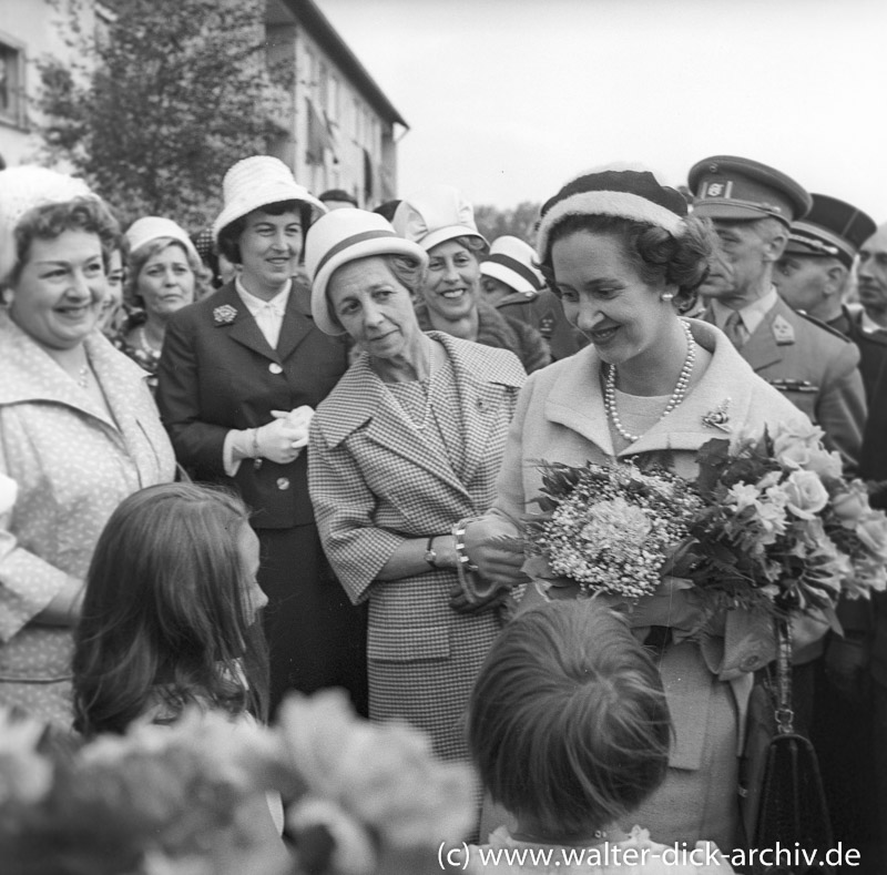 Königin Fabiola, Gattin von König Baudouin, beim Besuch in Köln 1961