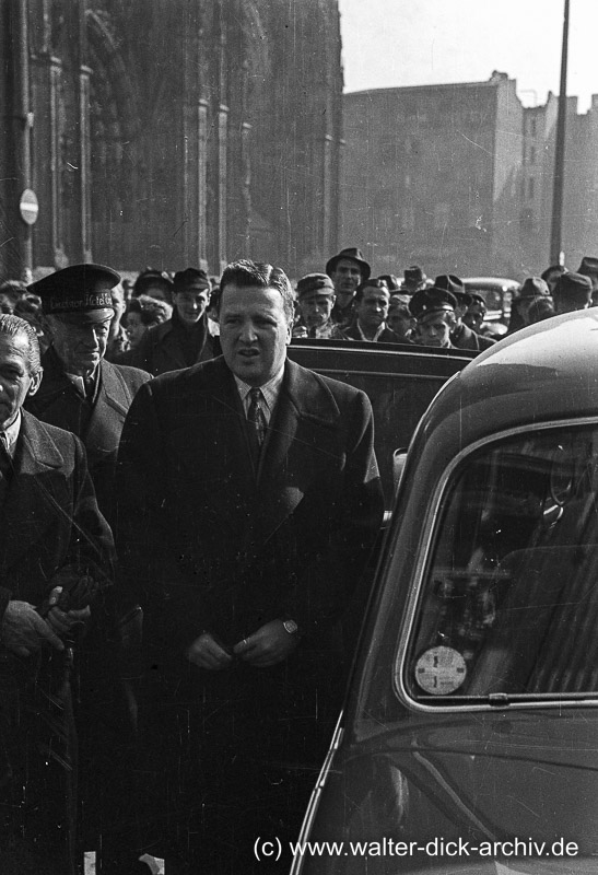 Henry Ford II besucht Köln 1948