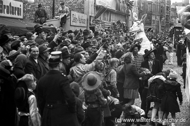 Rosenmontagszug 1951