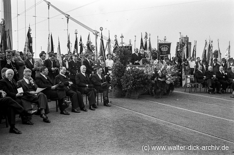 Eröffnung der Mülheimer Brücke 1951