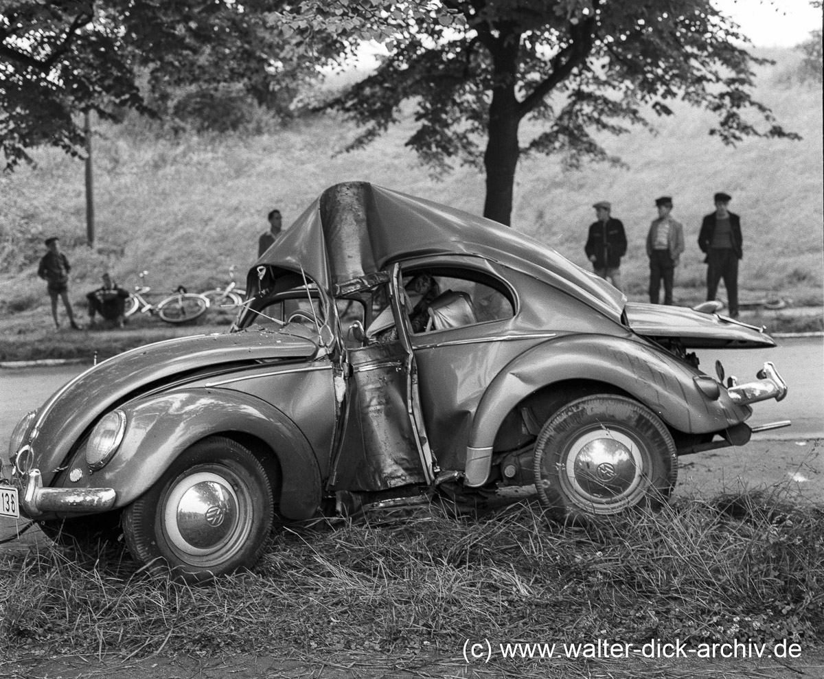 Das Ende eines Volkswagens 1958