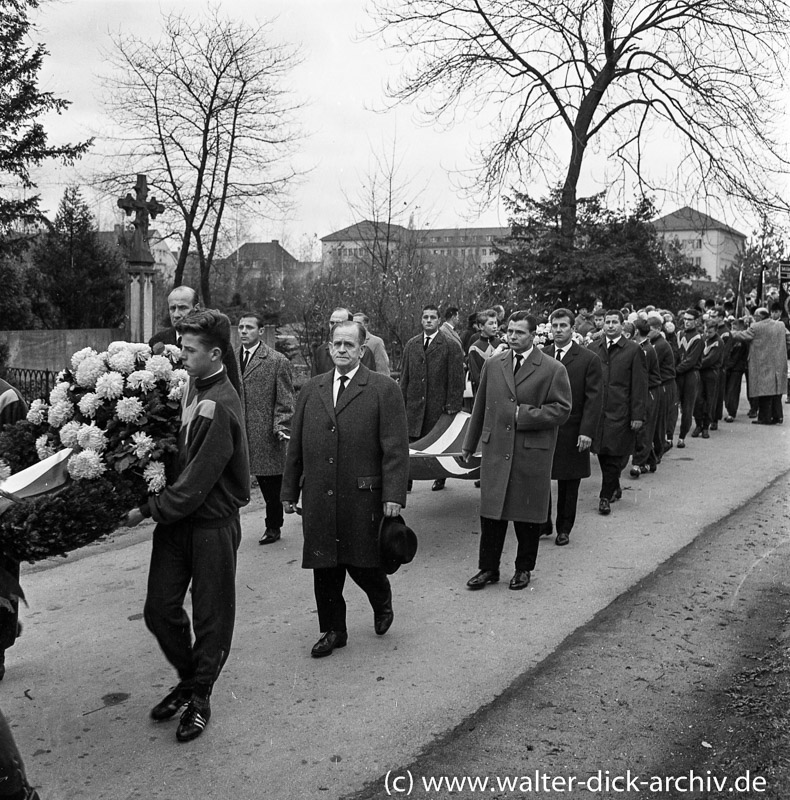 Beerdigung von Peco Bauwens 1963