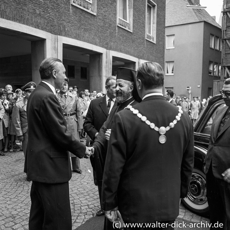 Begrüßung des zyprischen Erzbischofs