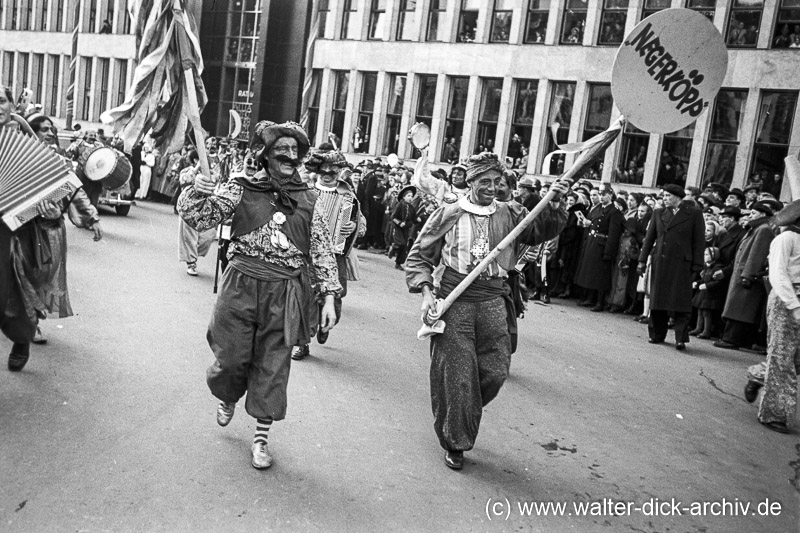 Die "Negerköpp" beim Veedelszoch 1953