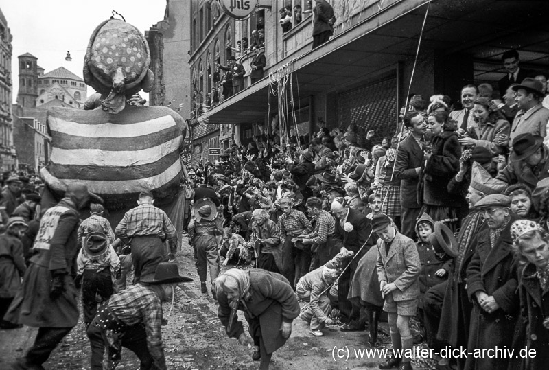 Wer sammelt die meisten Kamellen?1951