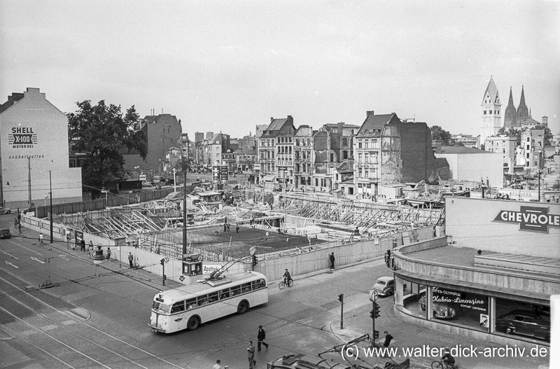 Baustelle der Sparkasse 1952