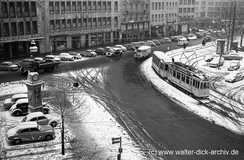 Nord-West-Ecke des Neumarkt 1955