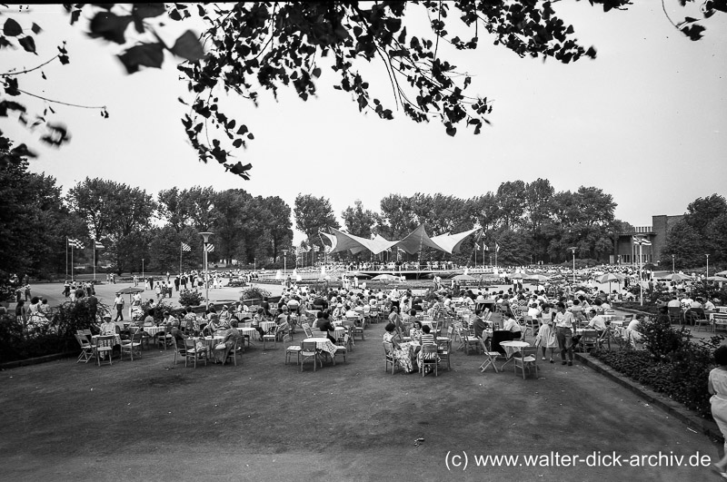 Am Tanzbrunnen 1957