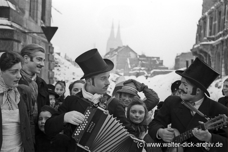 2 neue Köln-Kalender 2025 mit historischen Fotos von Walter Dick