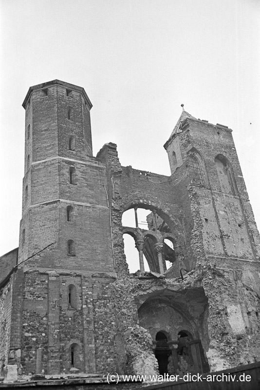 Ruine von St. Maria Im Capitol 1950