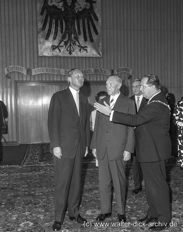Zwei Oberbürgermeister Besuch Adenauers 1965