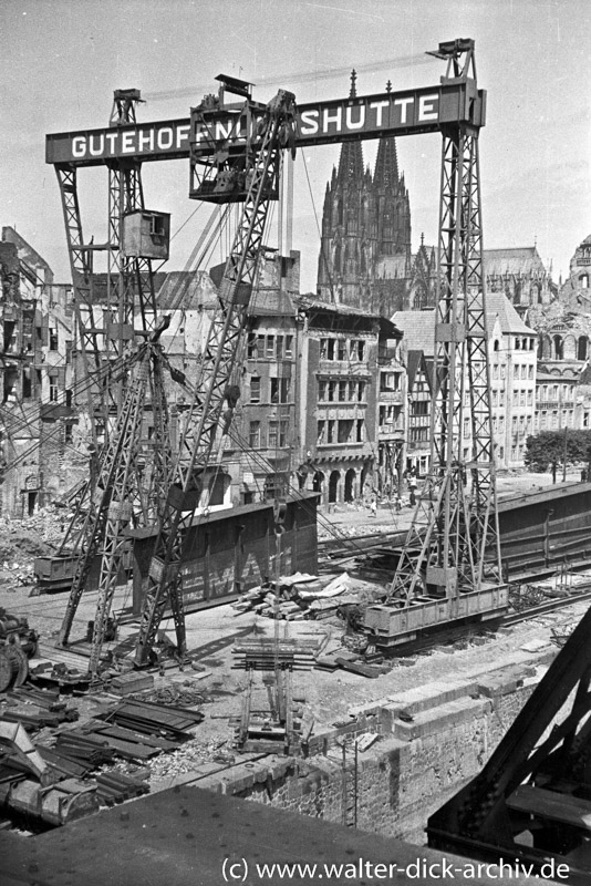 Bau der neuen Deutzer Brücke 1947