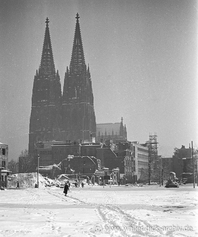 Winter in Köln mit Schnee 1950