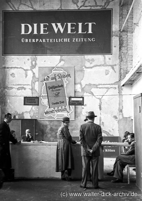 Werbung auf der Textilmesse 1948