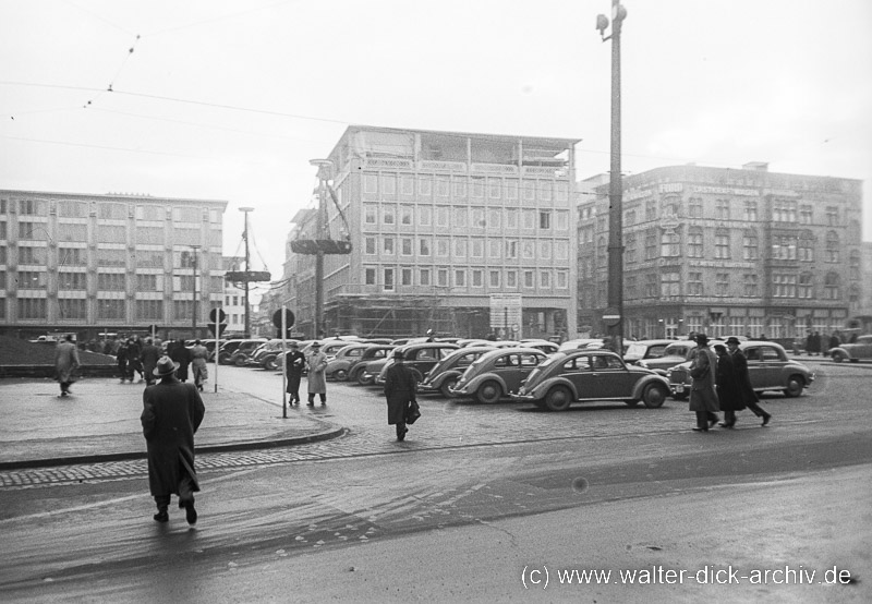 Advent vor dem Dom 1954