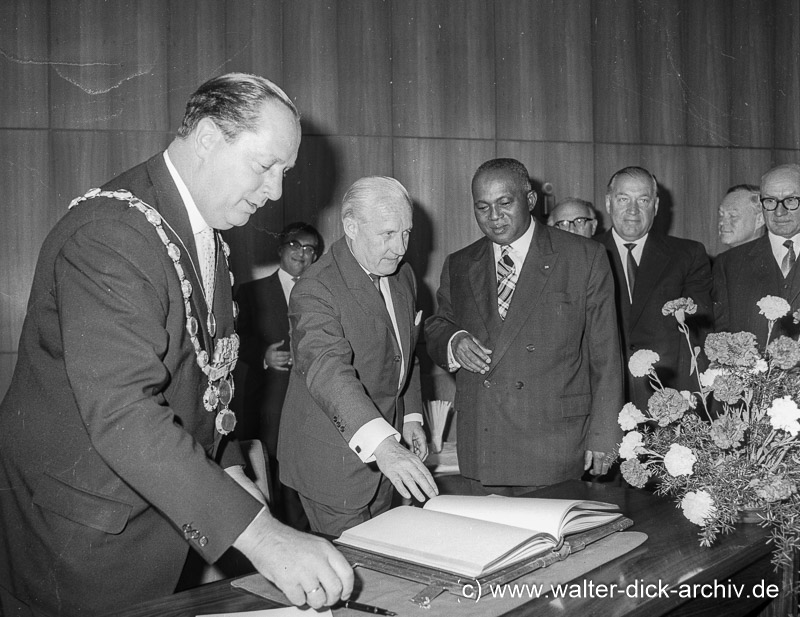 Eintrag in das Goldene Buch 1962