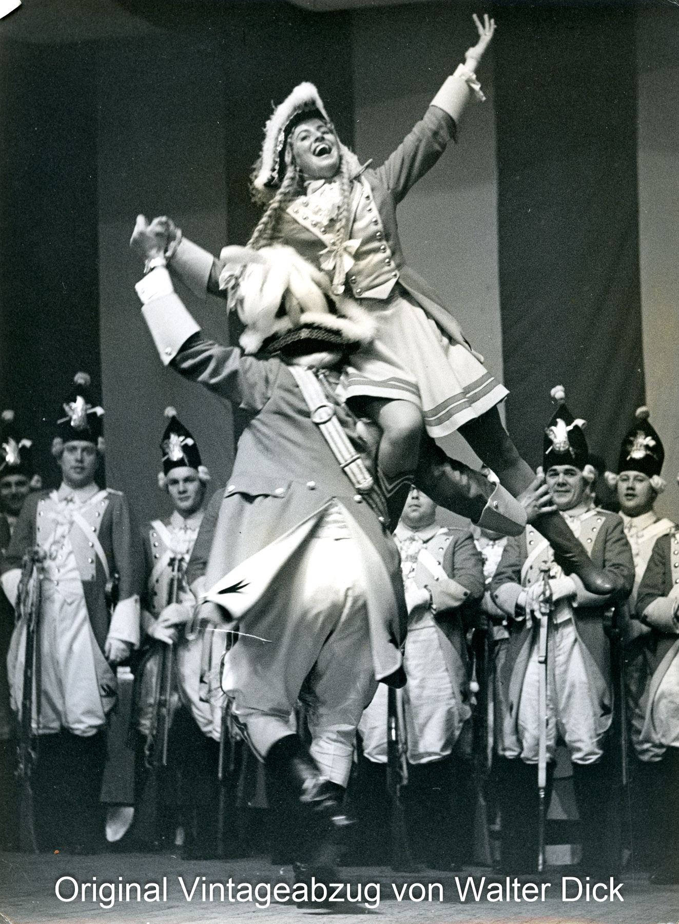 Sitzungskarneval 1952 in Köln Rote Funken