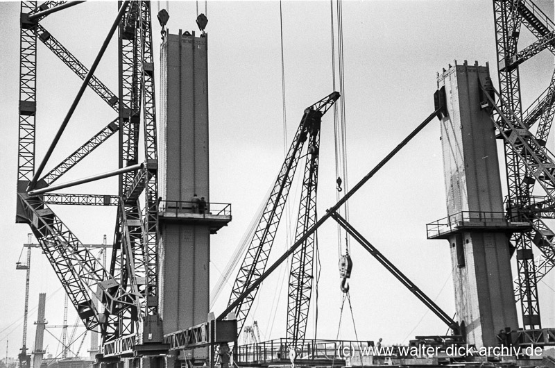 WDA464-03 Bau der Mülheimer Brücke 1949