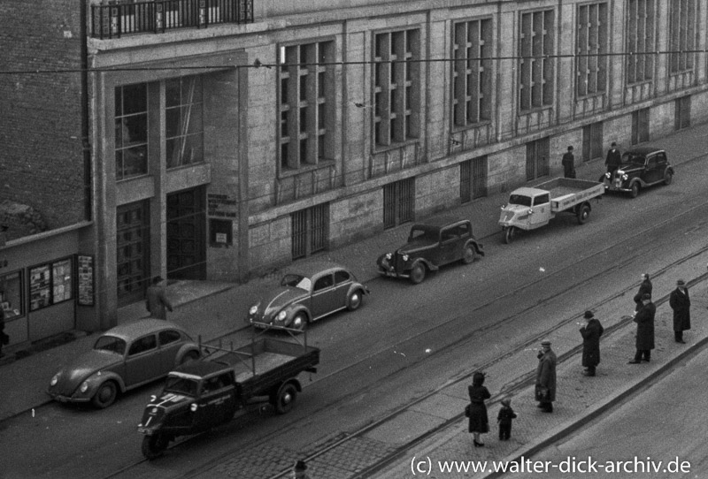 Im Kölner Bankenviertel 1951