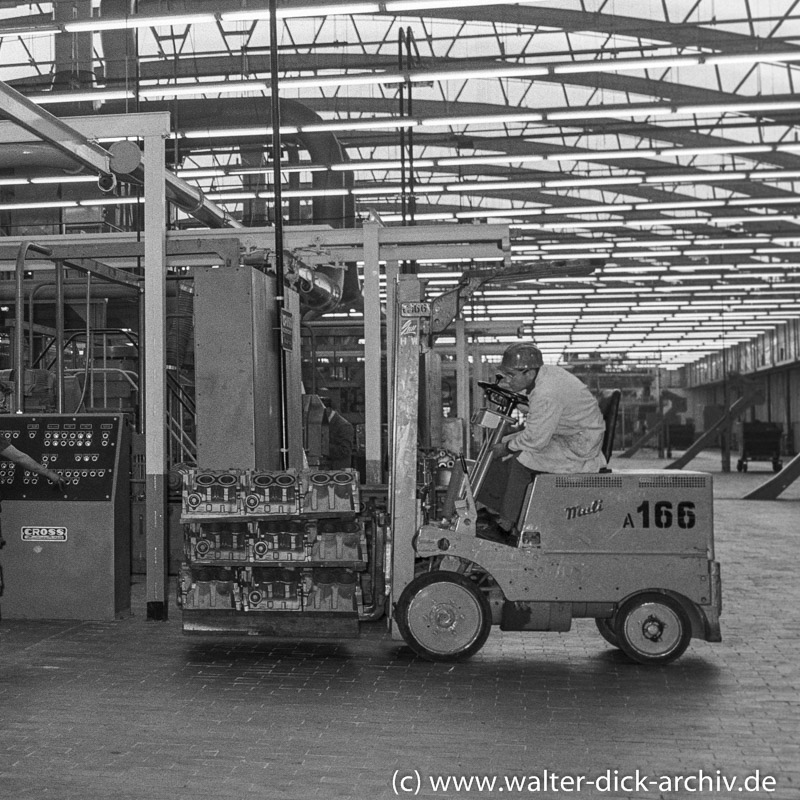 An der Transferstraße bei Ford in Köln