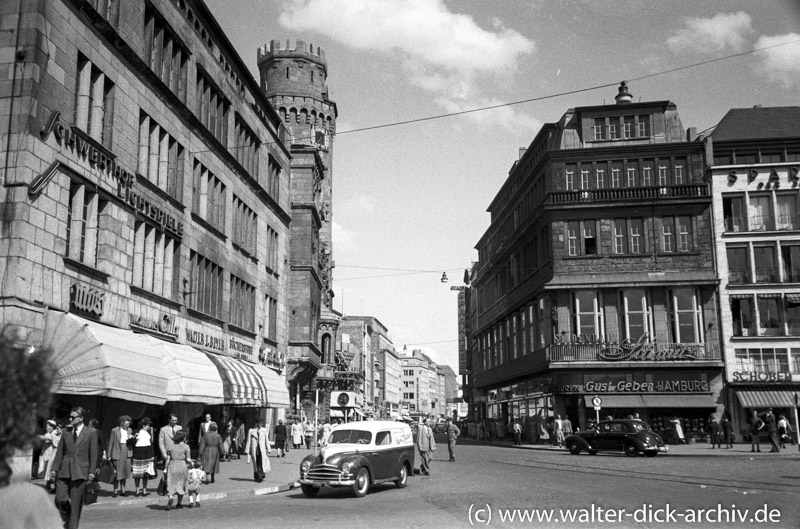 Blick vom Neumarkt in die Schildergasse