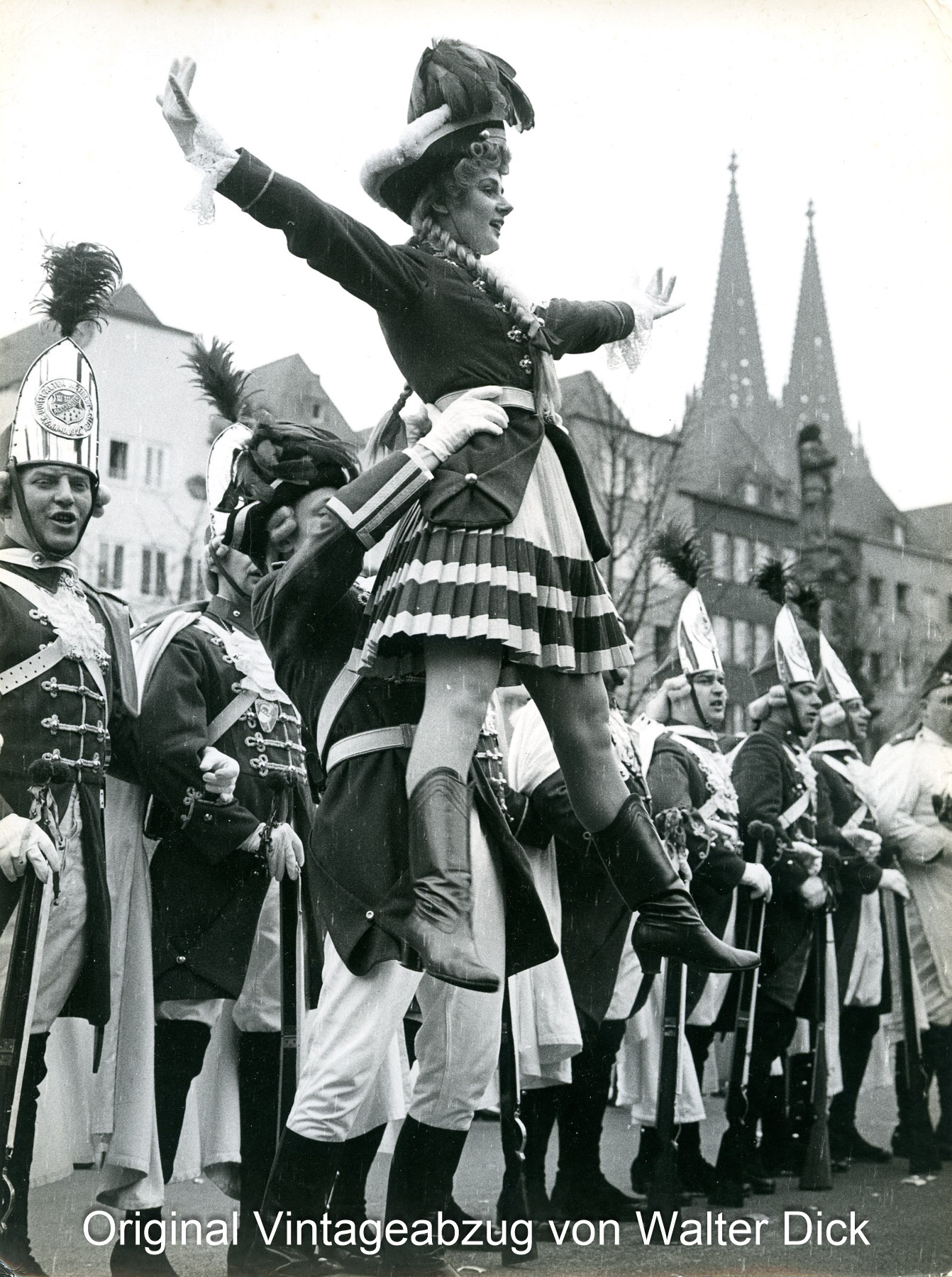WDA-VIN1748 Straßenkarneval 1952 in Köln Altstädter