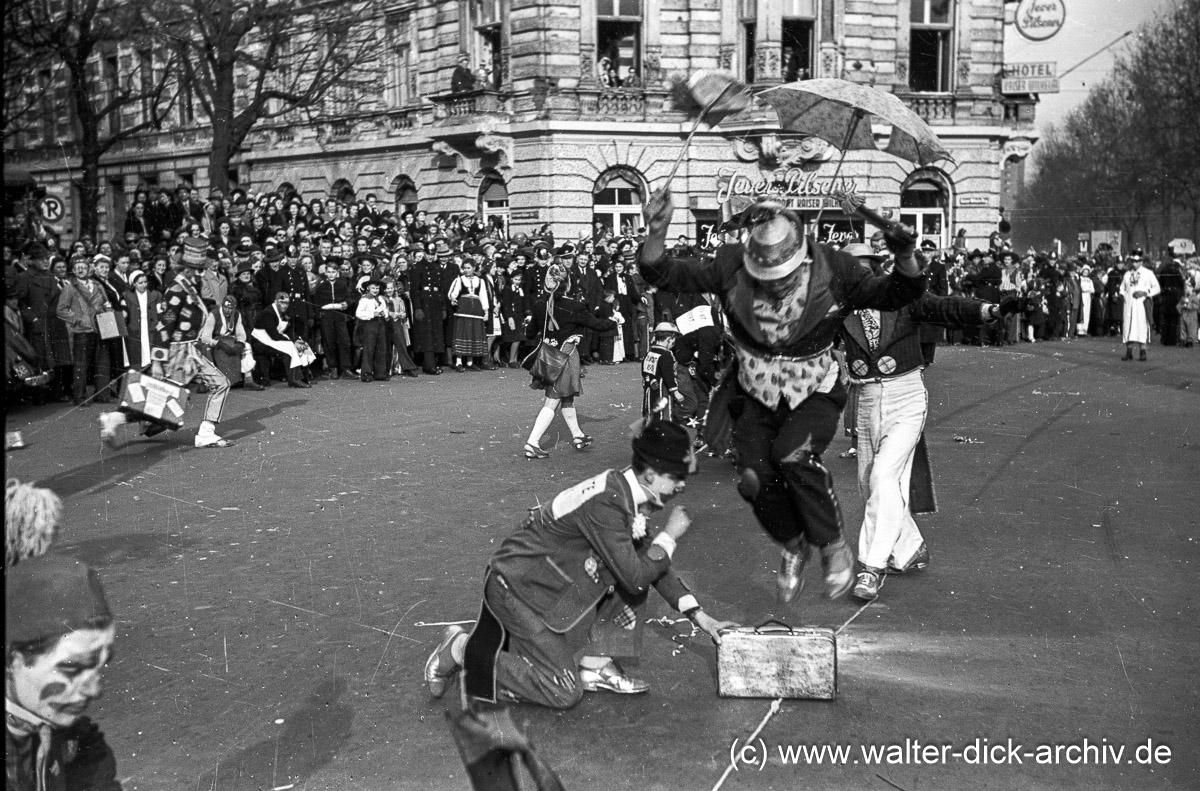 "Höppe" beim Veedelszoch 1950