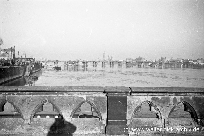Die "Tausendfüßlerbrücke" 1946