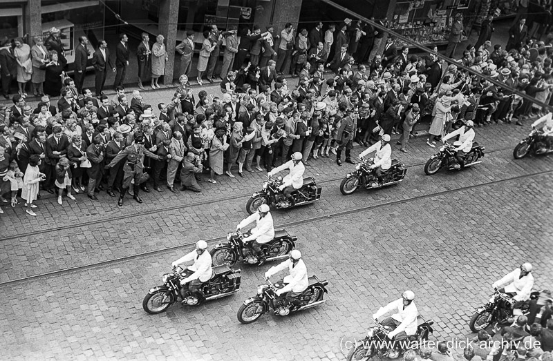 J.F. Kennedy auf dem Weg zum Rathaus 1963