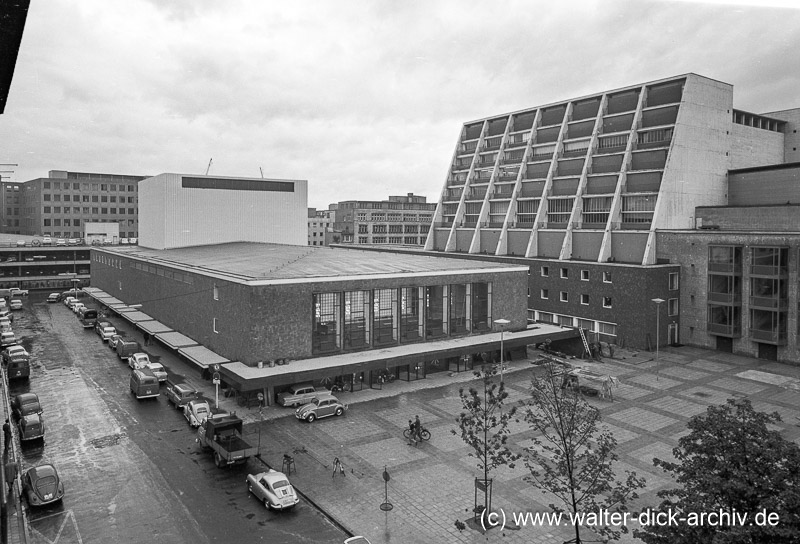 Opernhaus und Schauspielhaus 1965