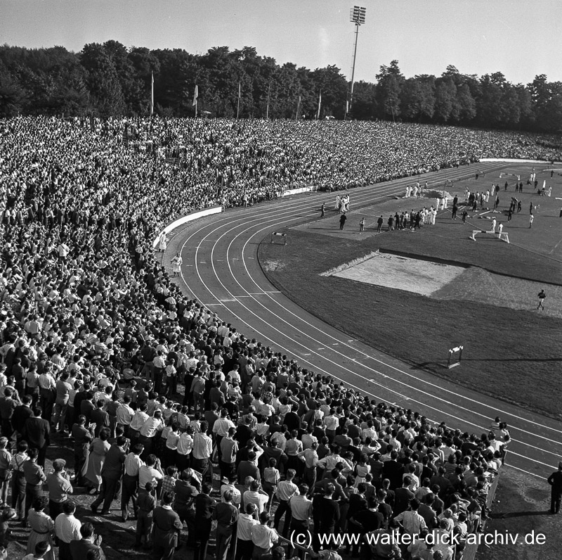 Leichtathletik im Stadion 1960