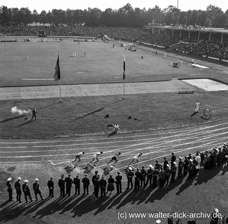 Leichtathletik im Stadion 1960