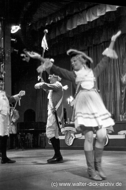 Rote Funken im Williamsbau 1948