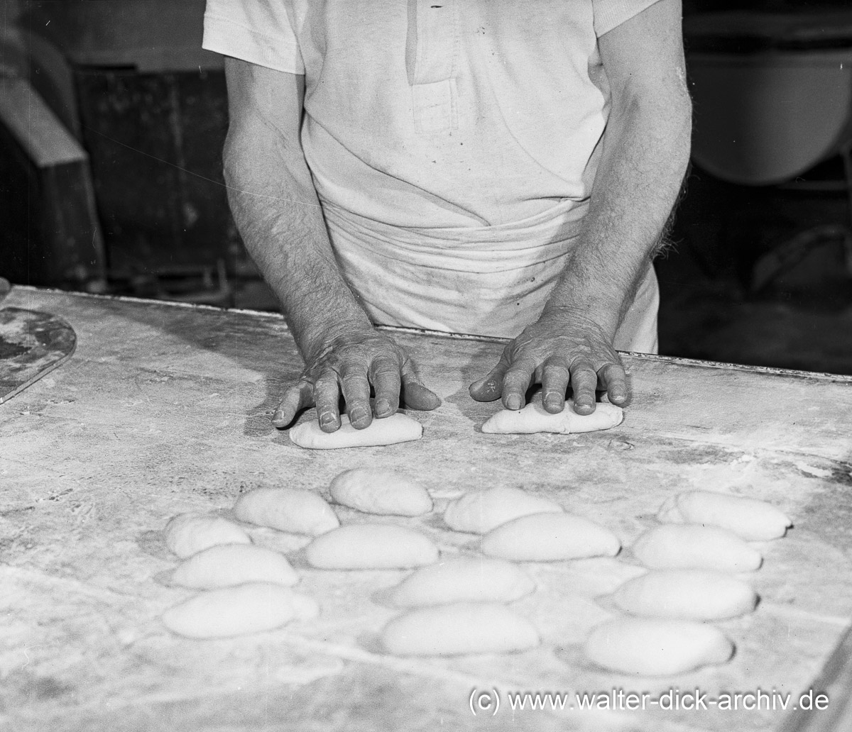 Brötchen rundwirken 1963