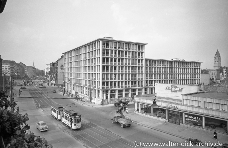 Hauptstelle der Stadtsparkasse Köln 1955