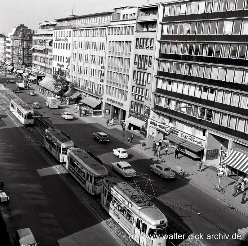 Auf dem Hohenzollernring 1962