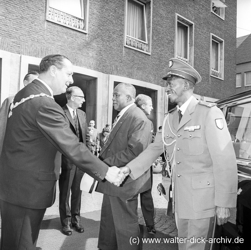 Begrüßung des Militärchefs 1962