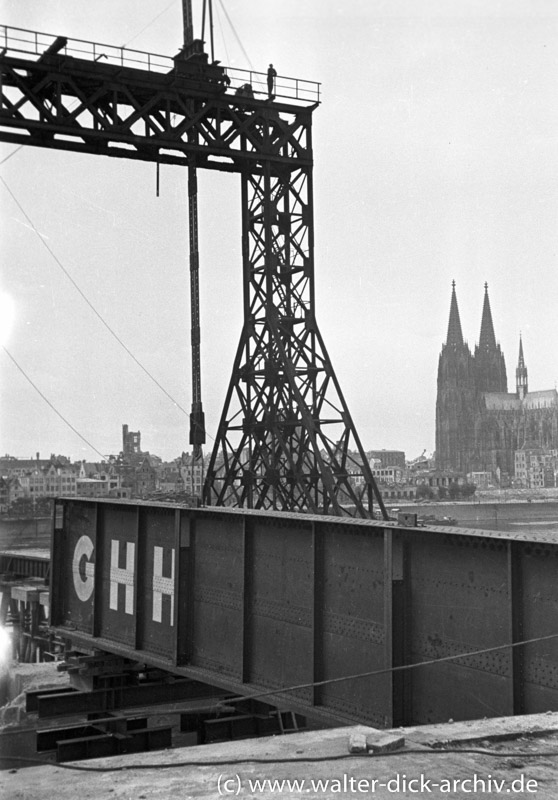 Bau der Deutzer Brücke 1947