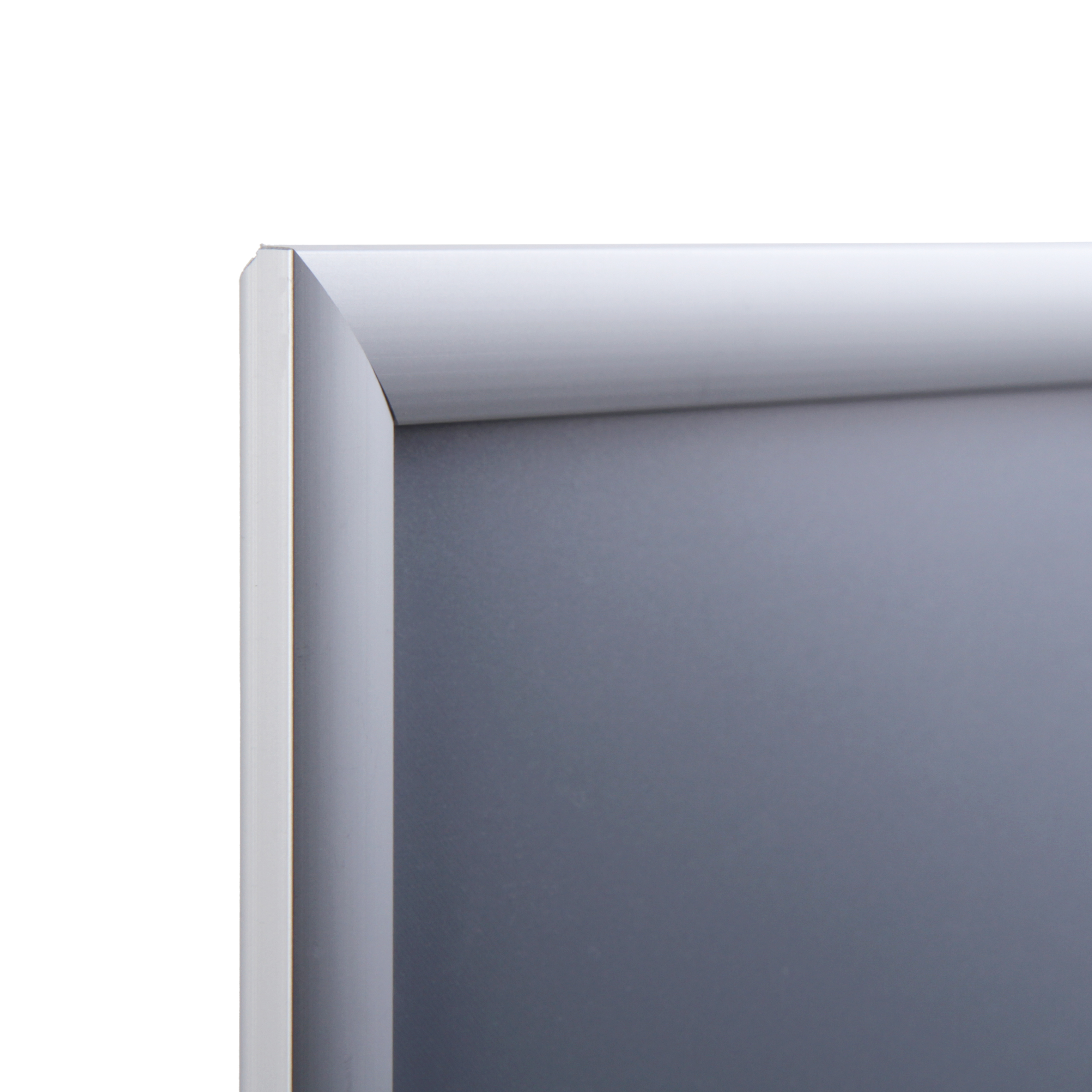 Alu-Klapprahmen-20-mm-Detail3-Gehrung-silber-Werkladen-Display
