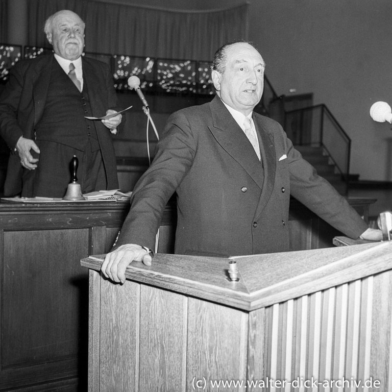 Dr. Ernst Schwering