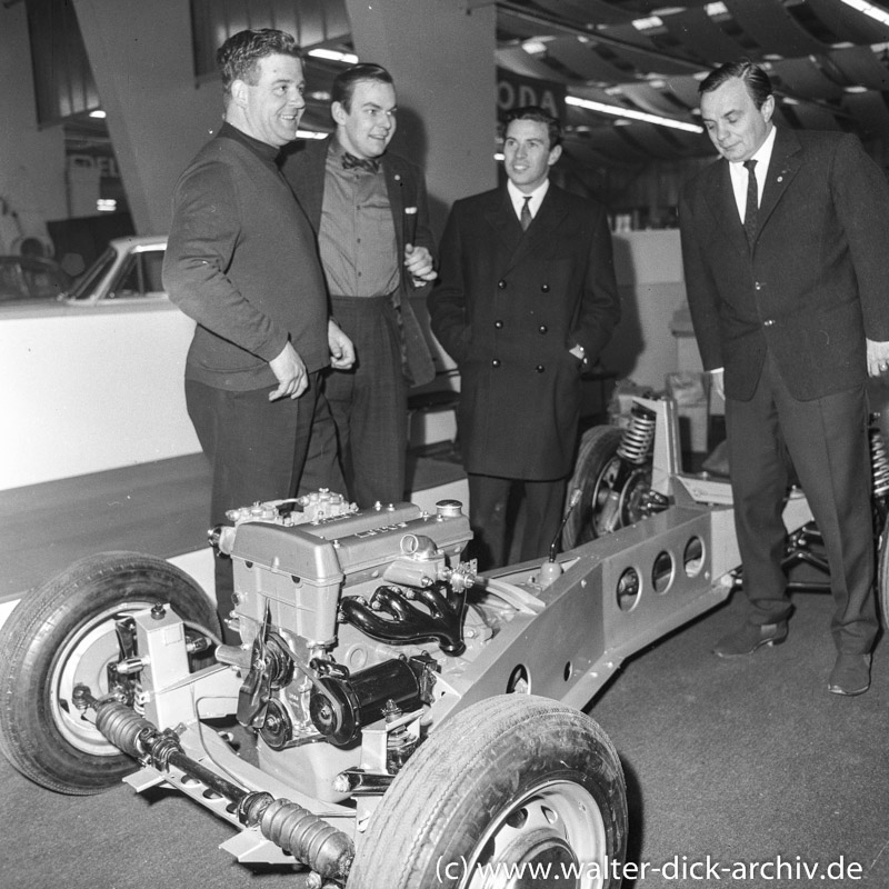 Lotus Elan S2 auf dem Genfer Autosalon 1964