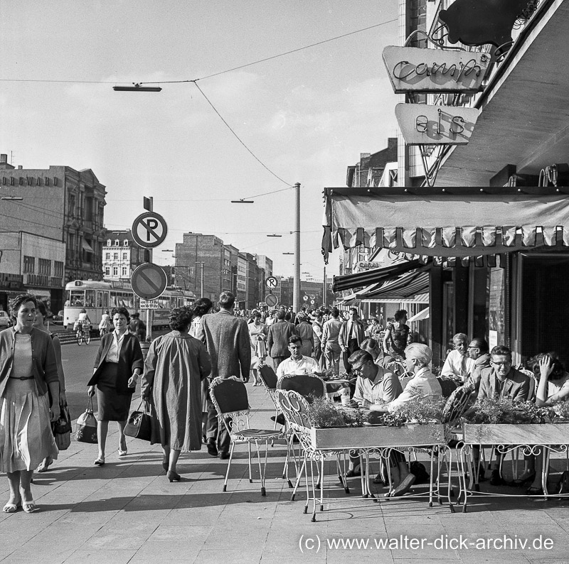 Auf dem Hohenzollernring  1962