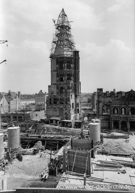 Rathausturm 1953